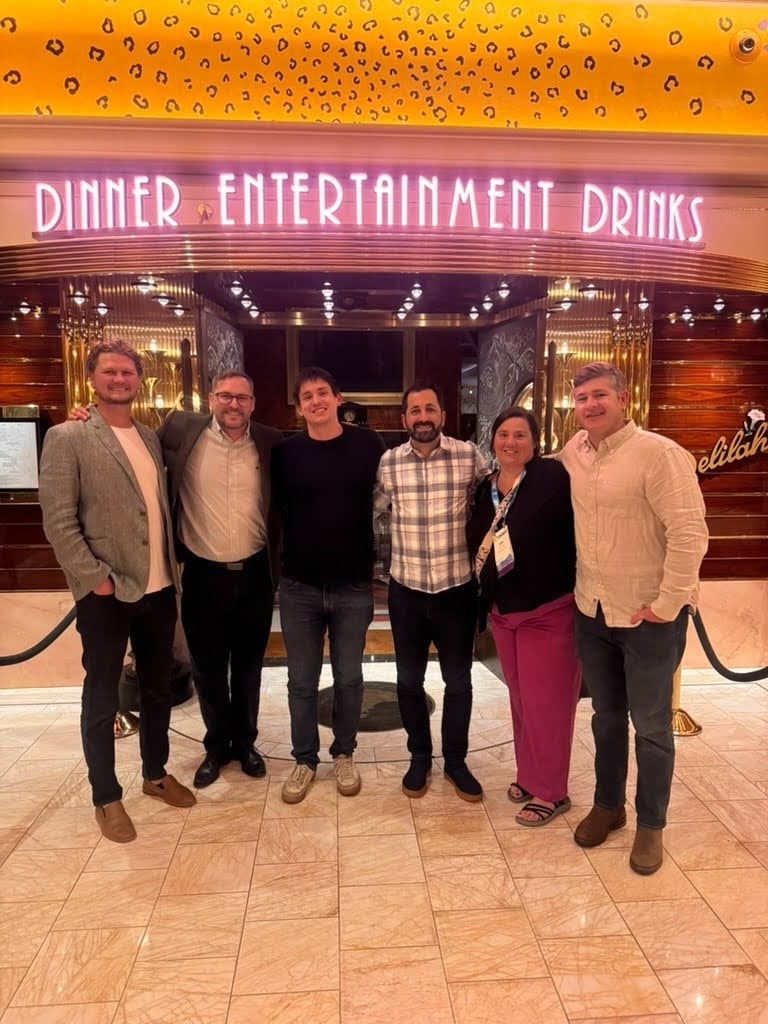 10-delilah-dinner-group